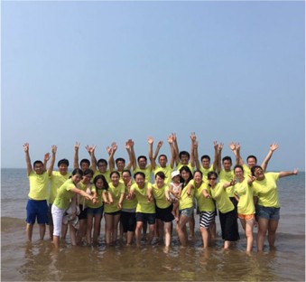 2016年7月公司組織“海上活動”